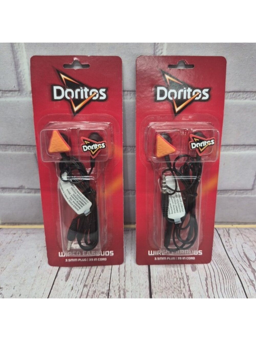 Doritos Chips  Novelty Themed Wired 3.5mm Plug In Earbuds~Lot Of 2